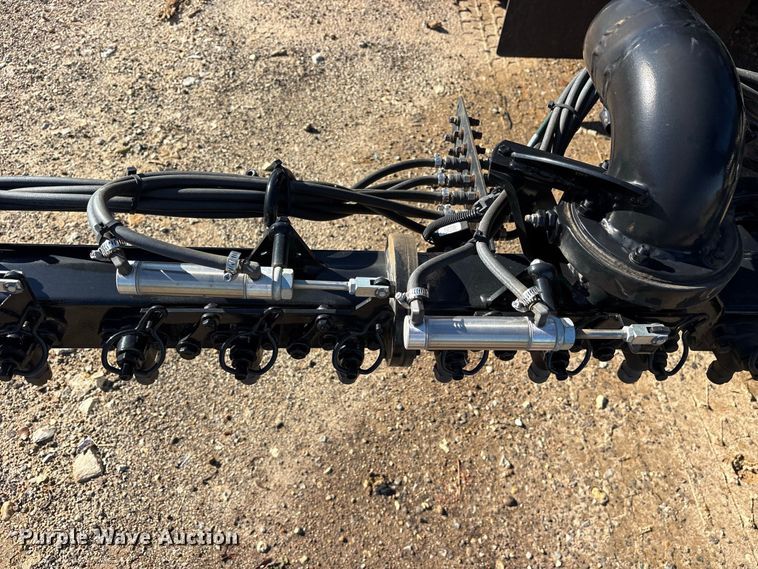 image for item ES8118 2020 Peterbilt 337 oil distributor truck
