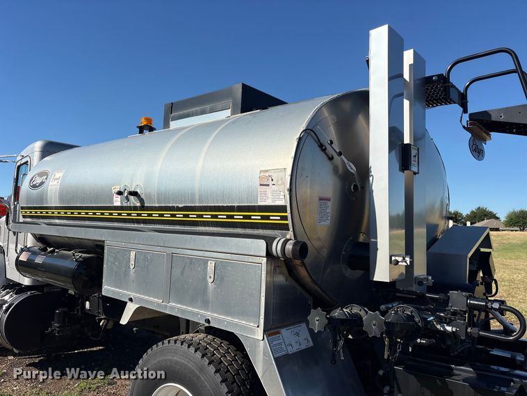 image for item ES8118 2020 Peterbilt 337 oil distributor truck