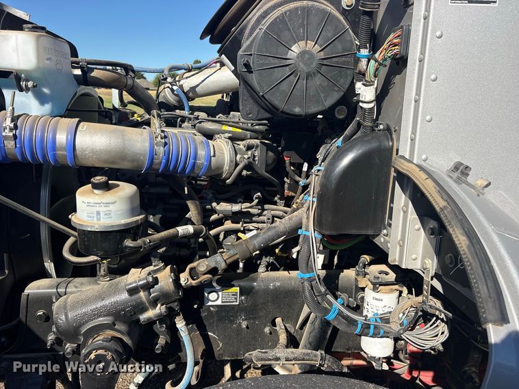 image for item ES8118 2020 Peterbilt 337 oil distributor truck