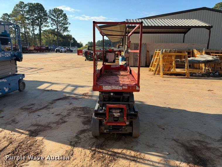 image for item ES8223 Skyjack SJIII-3220 scissor lift