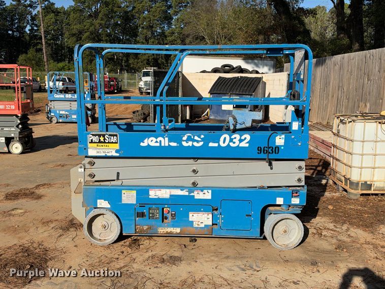 image for item ES8224 Genie GS-2032 scissor lift