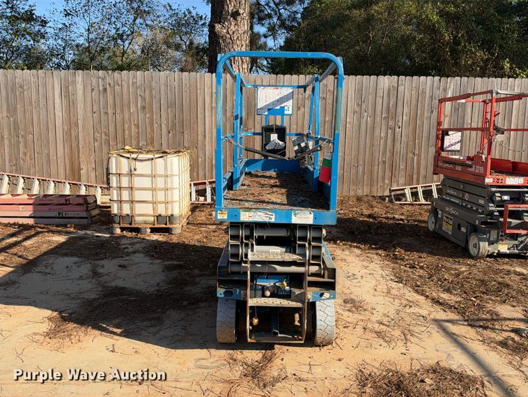 image for item ES8224 Genie GS-2032 scissor lift