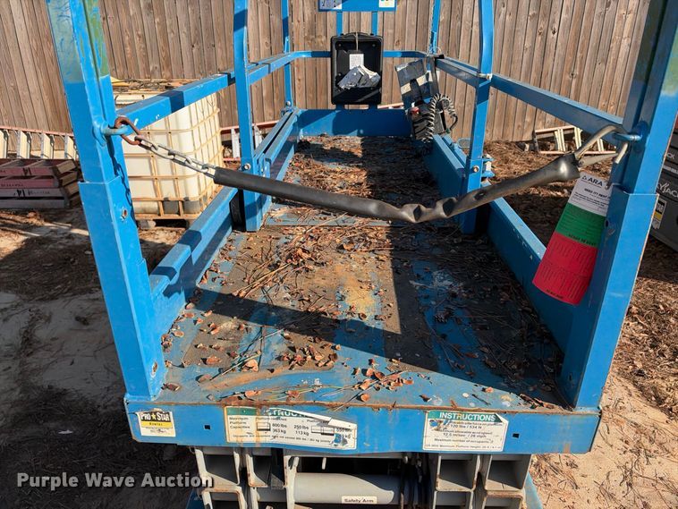 image for item ES8224 Genie GS-2032 scissor lift