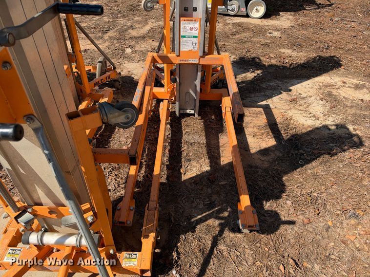 image for item ES8226 (3) Liftsmart MLC-18 material handlers