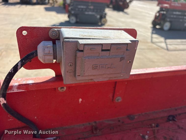 image for item ES8227 2018 Skyjack SJIII 3220 scissor lift