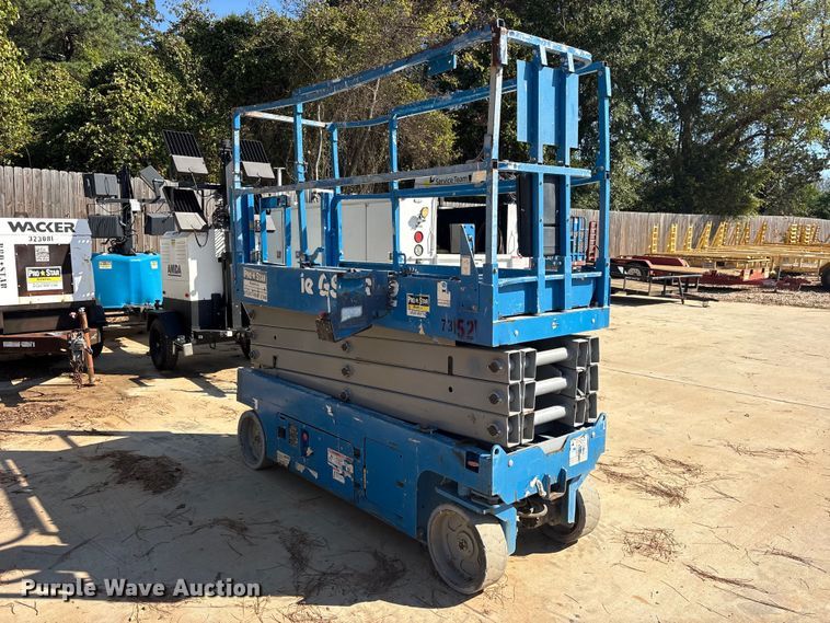 image for item ES8233 Genie GS-2632 scissor lift