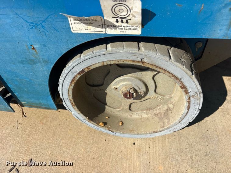 image for item ES8233 Genie GS-2632 scissor lift