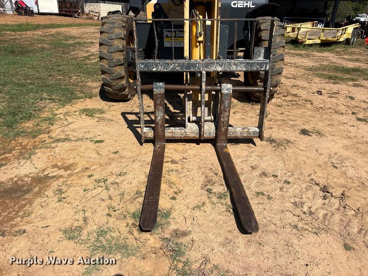 image for item ES8237 2017 Gehl RS6-42 telehandler