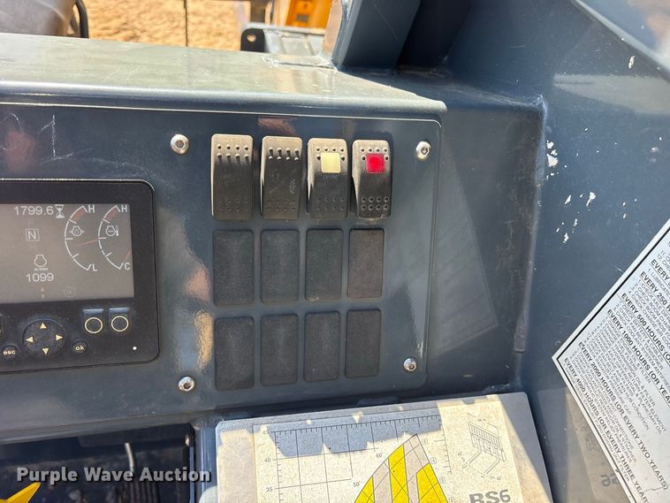 image for item ES8237 2017 Gehl RS6-42 telehandler