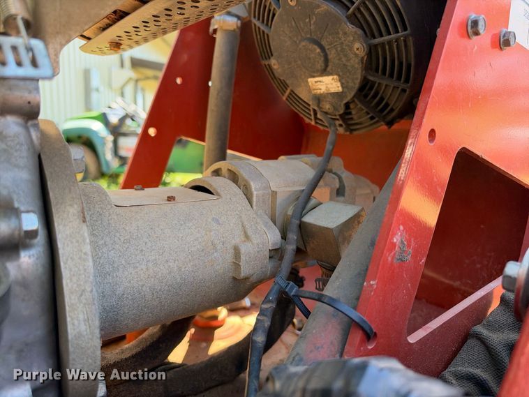 image for item ES8241 2019 Ditch Witch C24X trencher