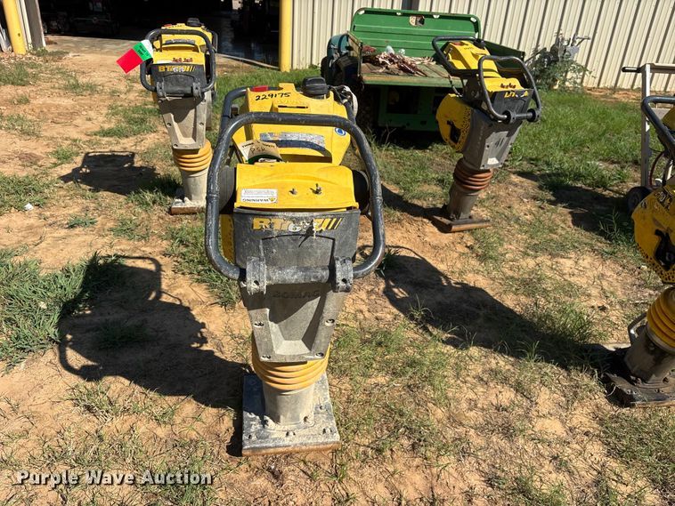 image for item ES8243 2019 Bomag BT65 plate compactor