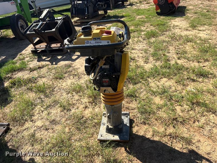 image for item ES8243 2019 Bomag BT65 plate compactor
