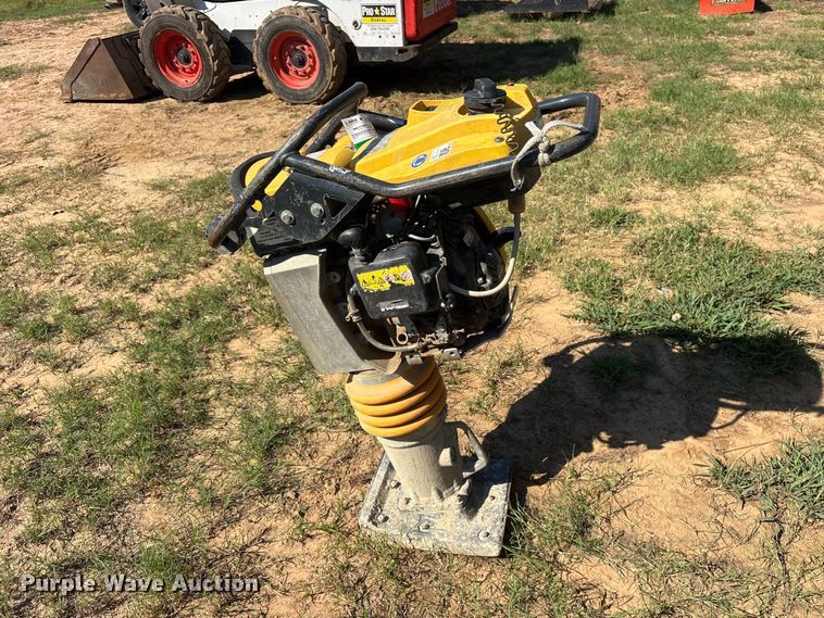 image for item ES8243 2019 Bomag BT65 plate compactor