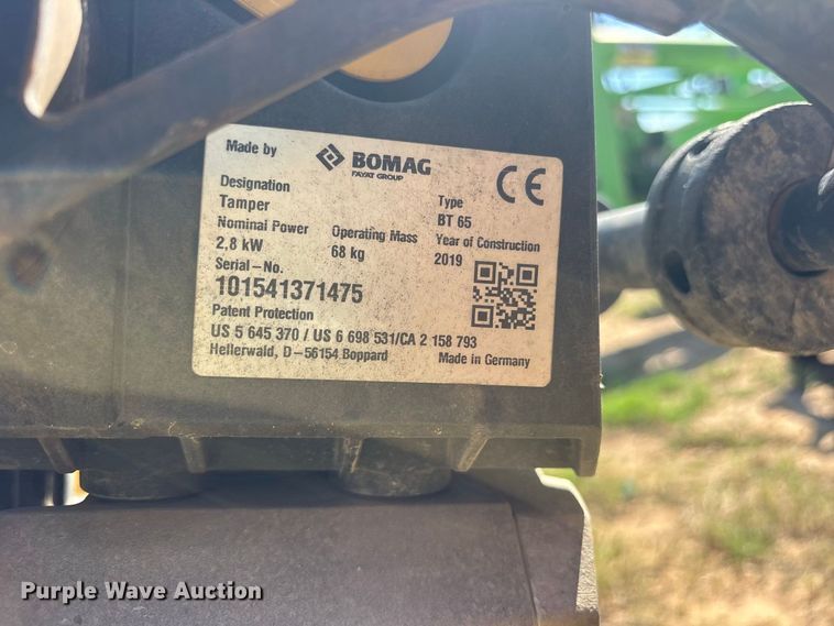 image for item ES8243 2019 Bomag BT65 plate compactor