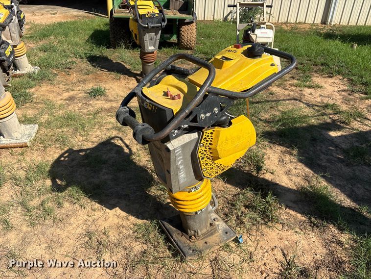 image for item ES8244 2014 Bomag BT65 plate compactor