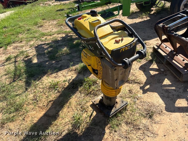 image for item ES8244 2014 Bomag BT65 plate compactor