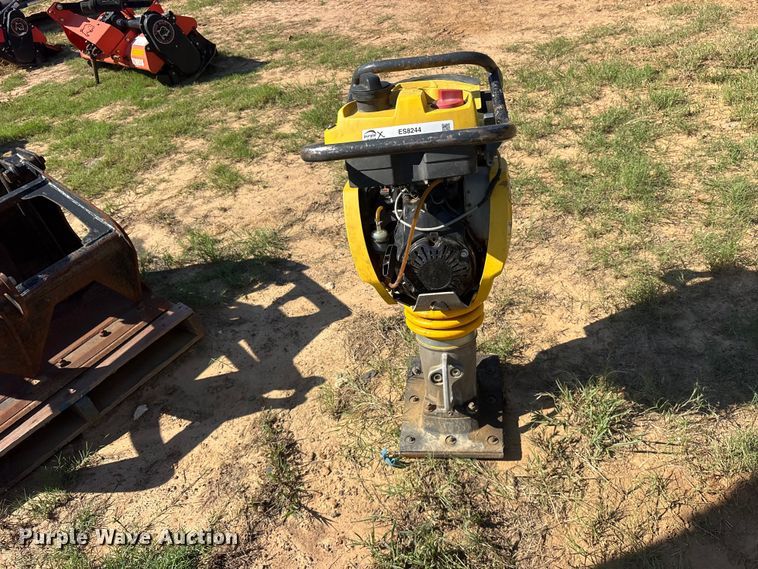 image for item ES8244 2014 Bomag BT65 plate compactor