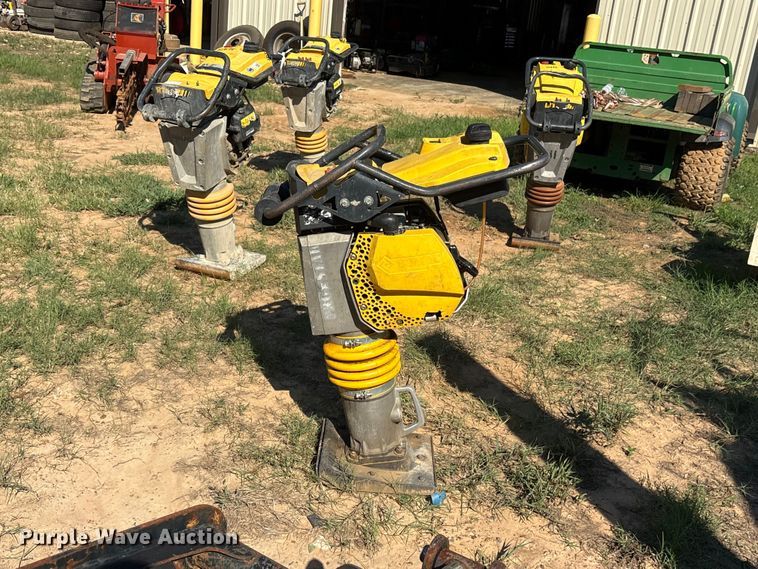 image for item ES8244 2014 Bomag BT65 plate compactor