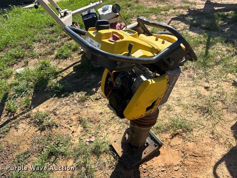 image for item ES8245 2014 Bomag BT65 plate compactor