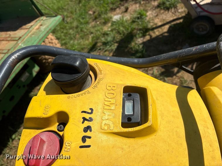 image for item ES8245 2014 Bomag BT65 plate compactor