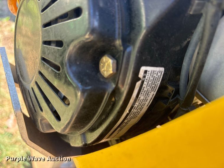 image for item ES8245 2014 Bomag BT65 plate compactor