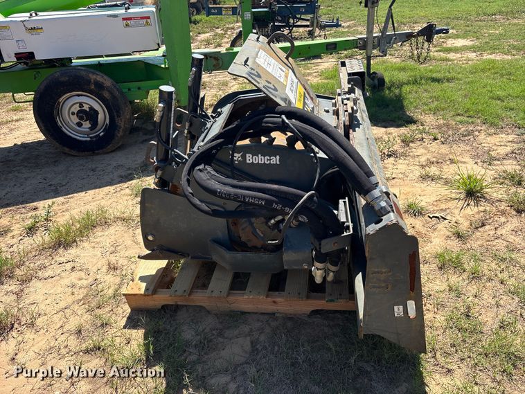 image for item ES8250 2020 Bobcat 24PLA skid steer cold planer