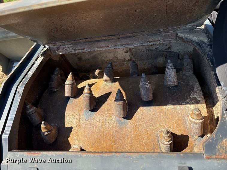 image for item ES8250 2020 Bobcat 24PLA skid steer cold planer