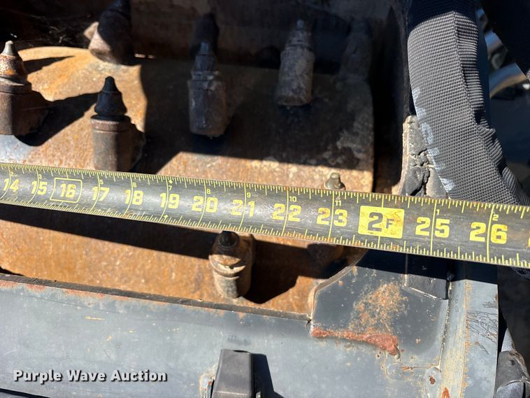 image for item ES8250 2020 Bobcat 24PLA skid steer cold planer