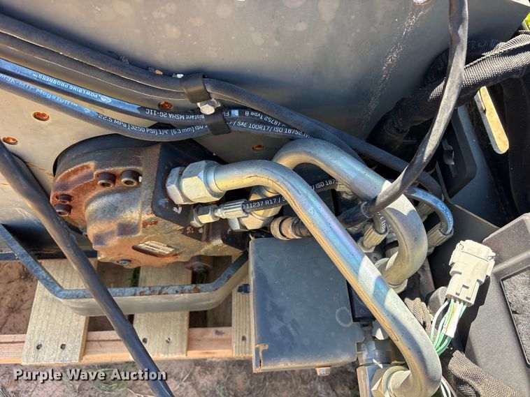 image for item ES8250 2020 Bobcat 24PLA skid steer cold planer