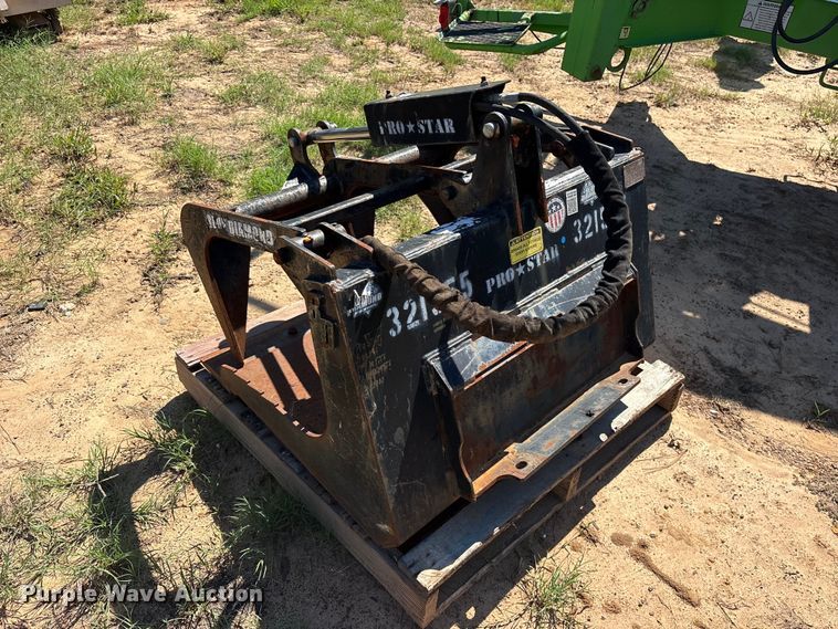 image for item ES8251 2021 Blue Diamond 106020-25 skid steer grapple bucket