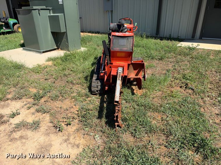 image for item ES8257 2019 Ditch Witch C24X trencher