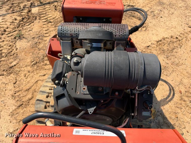 image for item ES8267 2018 Ditch Witch C24X trencher