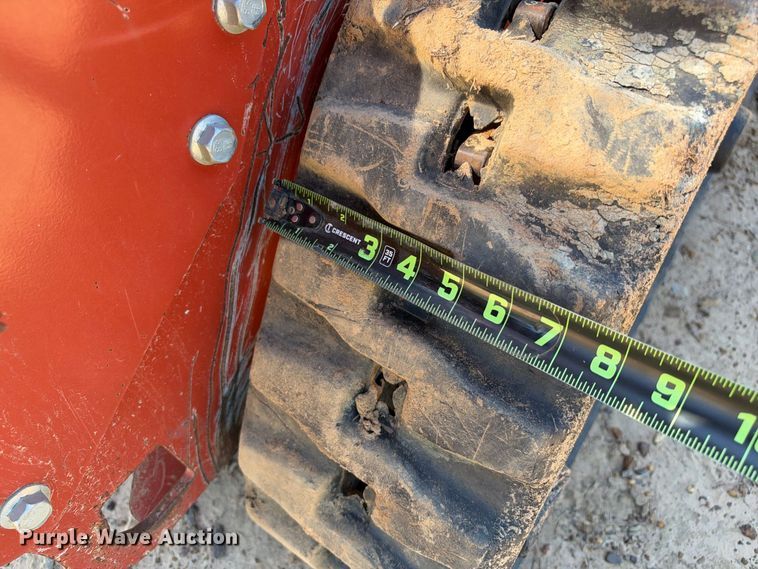 image for item ES8267 2018 Ditch Witch C24X trencher