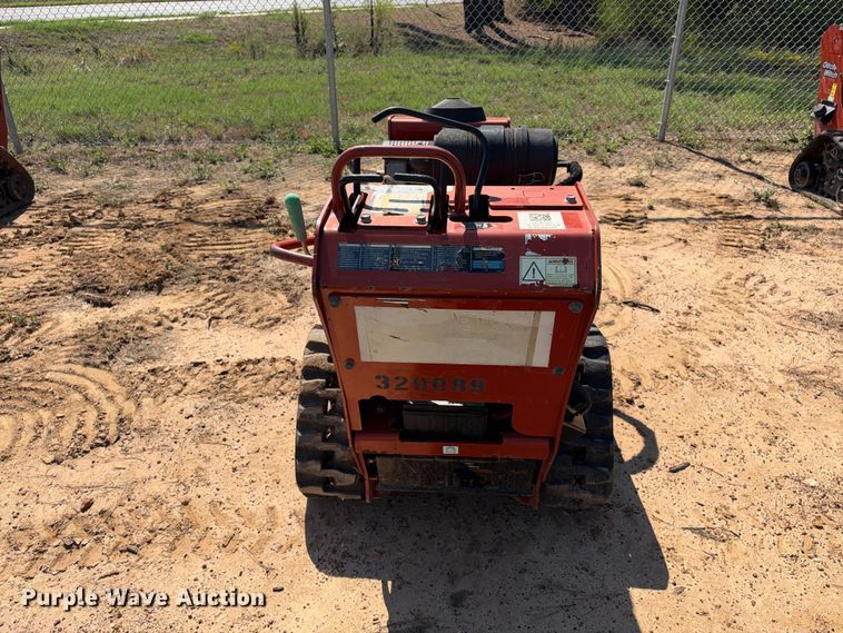 image for item ES8268 2018 Ditch Witch C24X trencher