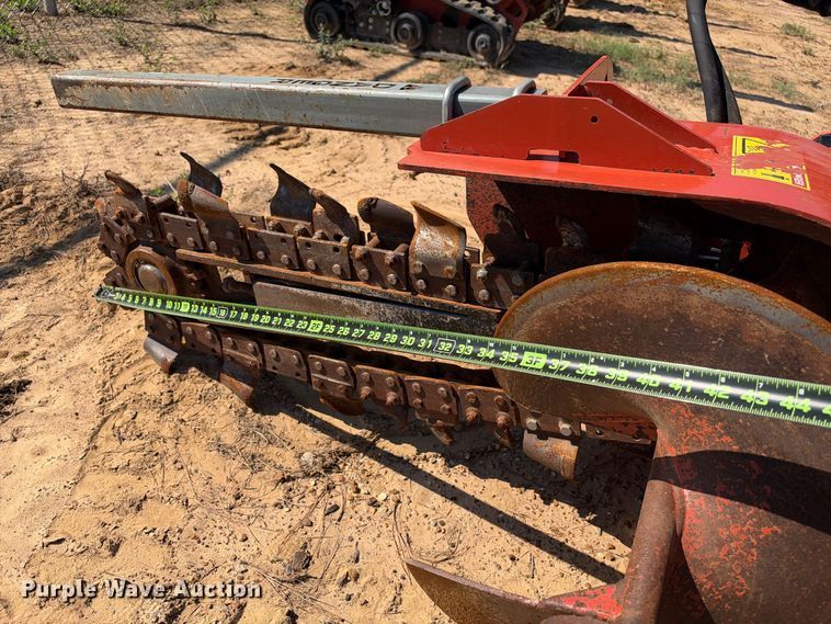 image for item ES8268 2018 Ditch Witch C24X trencher