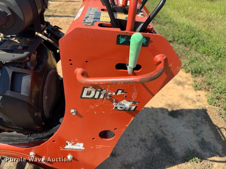 image for item ES8268 2018 Ditch Witch C24X trencher