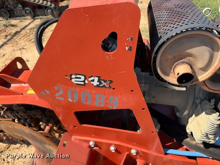 image for item ES8268 2018 Ditch Witch C24X trencher