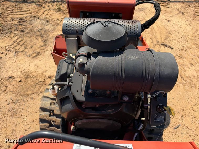 image for item ES8268 2018 Ditch Witch C24X trencher