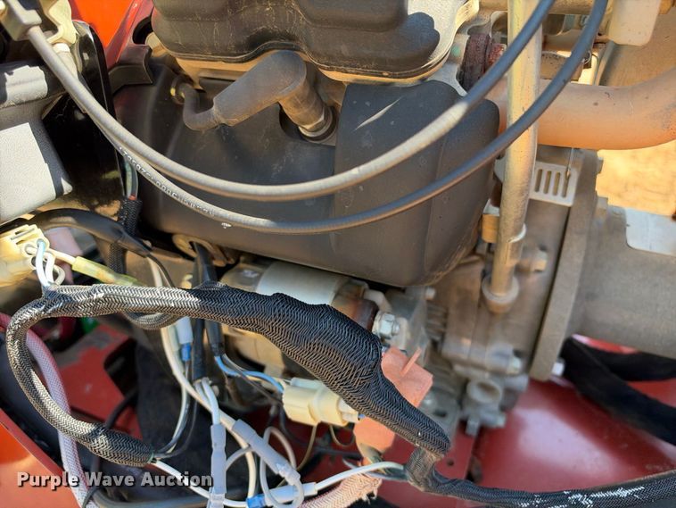 image for item ES8268 2018 Ditch Witch C24X trencher