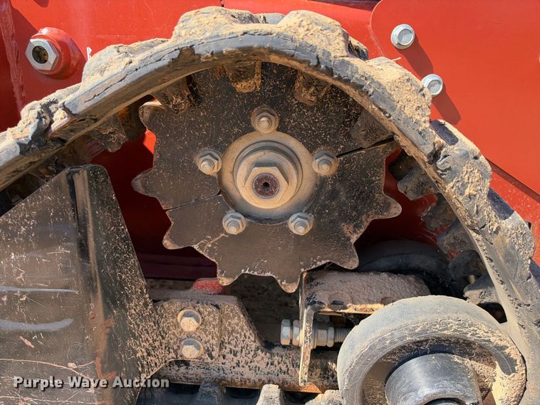 image for item ES8268 2018 Ditch Witch C24X trencher