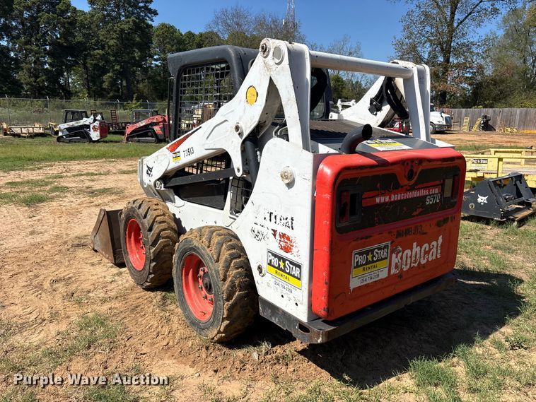 image for item ES8272 2020 Bobcat S570 skid steer loader