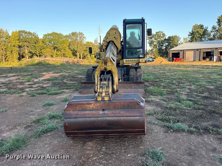image for item ES8278 2000 Gradall XL 2300 wheel loader