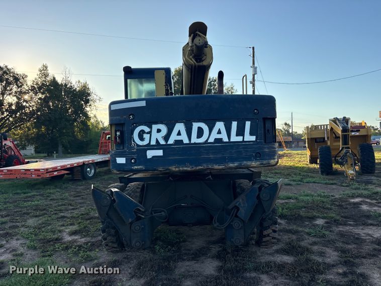 image for item ES8278 2000 Gradall XL 2300 wheel loader