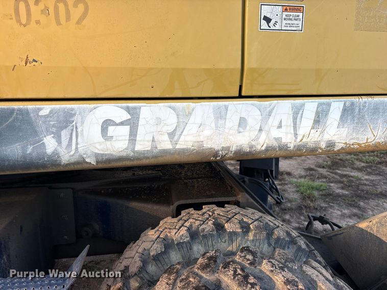 image for item ES8278 2000 Gradall XL 2300 wheel loader