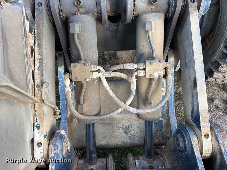 image for item ES8278 2000 Gradall XL 2300 wheel loader