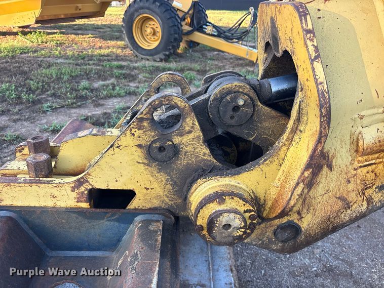image for item ES8278 2000 Gradall XL 2300 wheel loader
