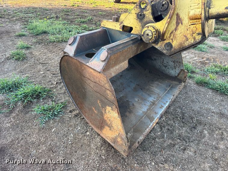 image for item ES8278 2000 Gradall XL 2300 wheel loader