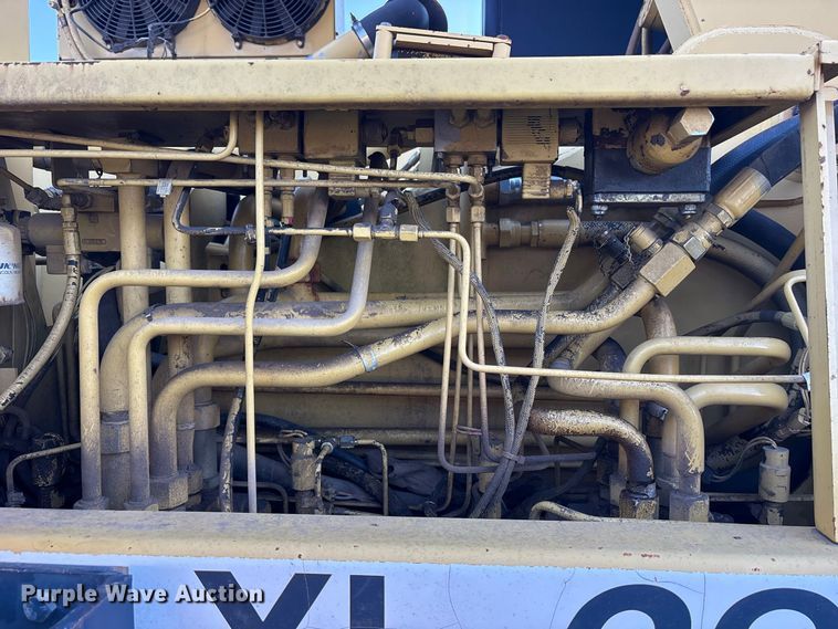 image for item ES8278 2000 Gradall XL 2300 wheel loader