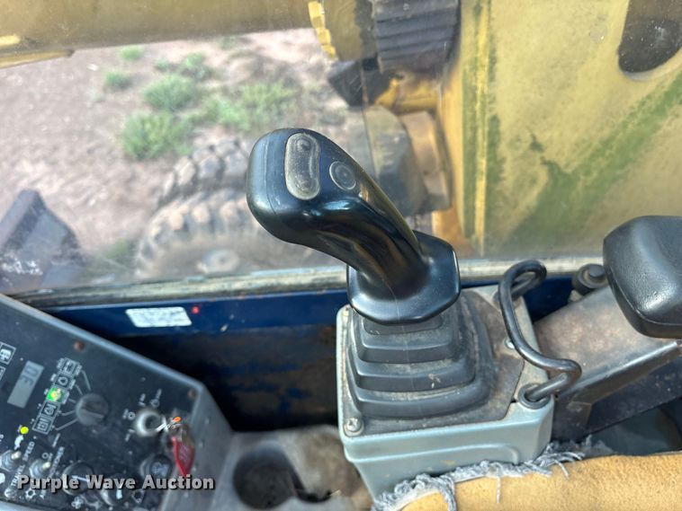 image for item ES8278 2000 Gradall XL 2300 wheel loader