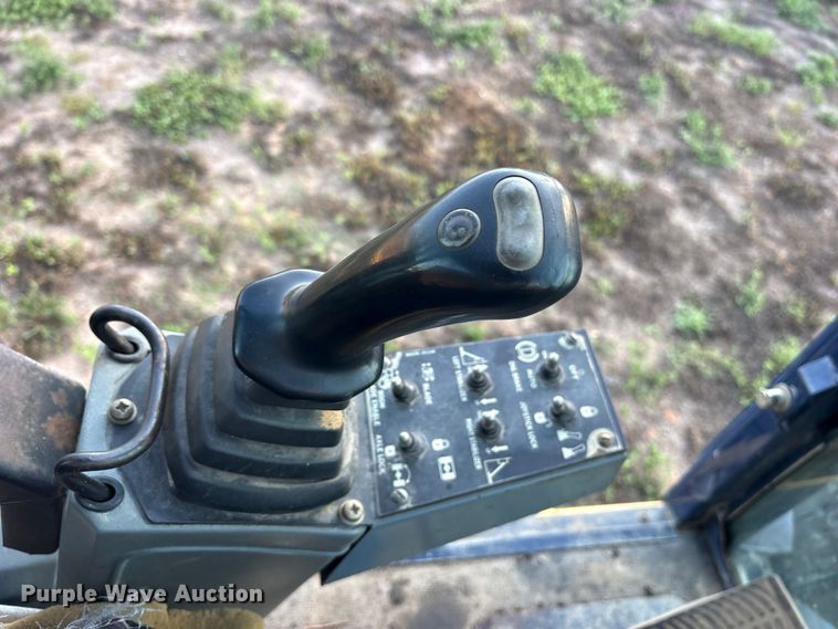 image for item ES8278 2000 Gradall XL 2300 wheel loader